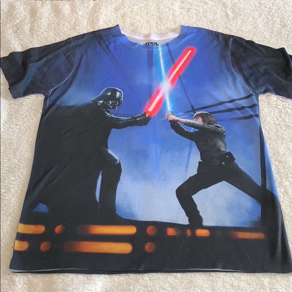 Star Wars Lightsaber Fight Scene T-shirt Sz M